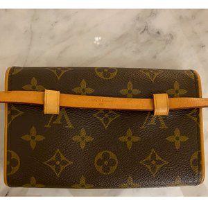 Authentic Louis Vuitton Florentine Pochette Belt Bag Size XS